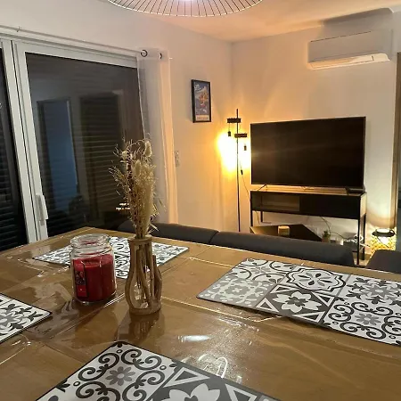 I Sognu - Neuf Proche Du Port Apartament