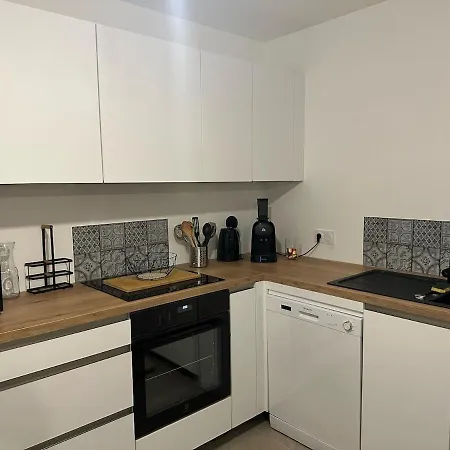 I Sognu - Neuf Proche Du Port Apartament