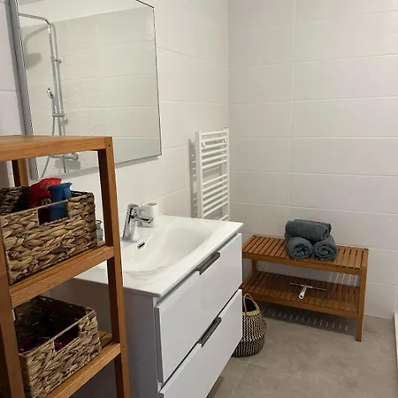 I Sognu - Neuf Proche Du Port Apartament